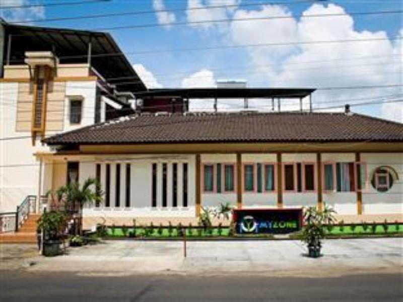 Myzone Homtel Ξενοδοχείο Σεμαράνγκ Εξωτερικό φωτογραφία